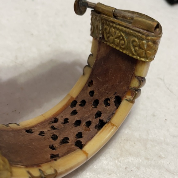 Antique Afghani Bone, Brass, Wood bracelet with pin latch 7” - Picture 7 of 13